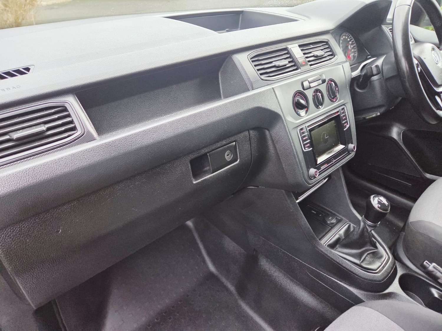 Used Volkswagen Caddy Maxi 2017 for sale - 77008074: Photo 16