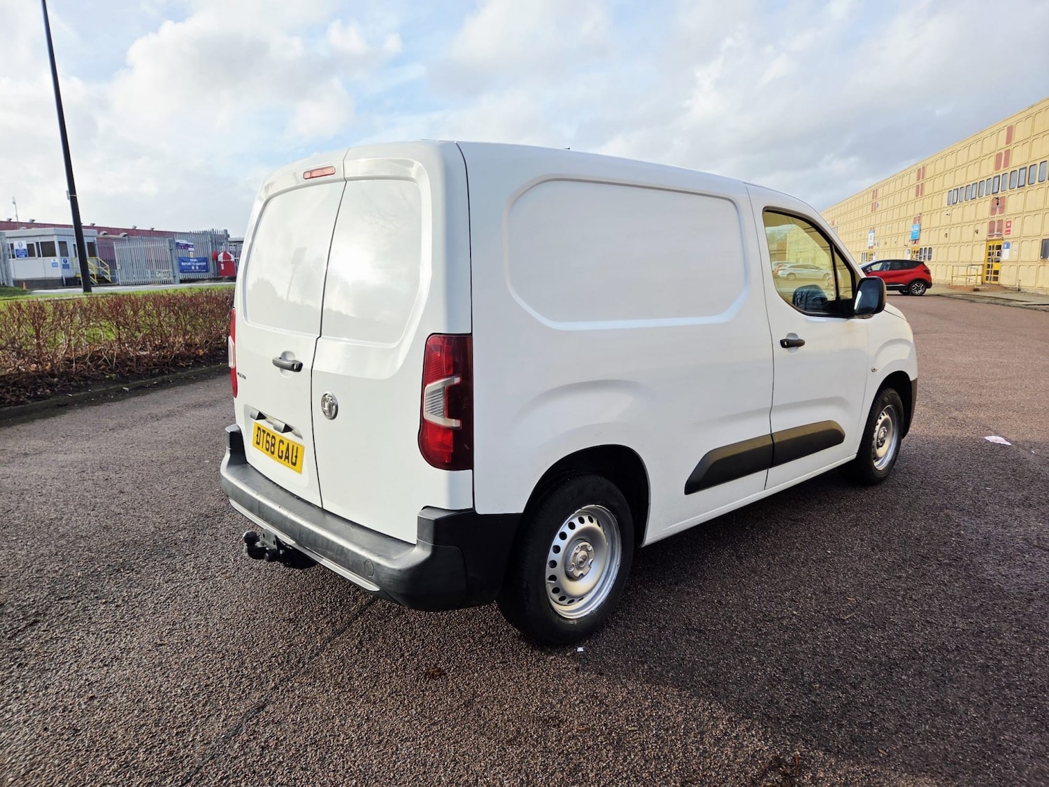 Used Vauxhall Combo 2019 for sale - 77423436: Photo 5