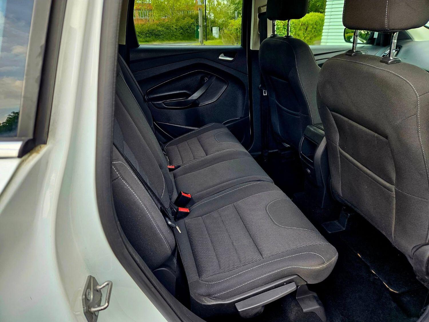 Used Ford Kuga 2015 for sale - 76387525: Photo 16