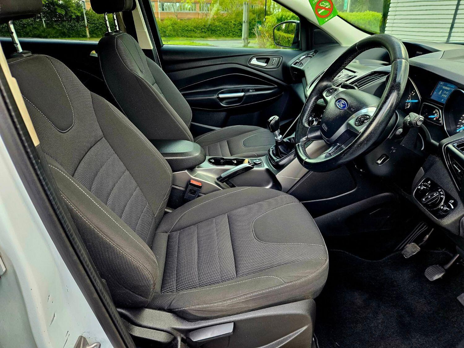 Used Ford Kuga 2015 for sale - 76387525: Photo 24