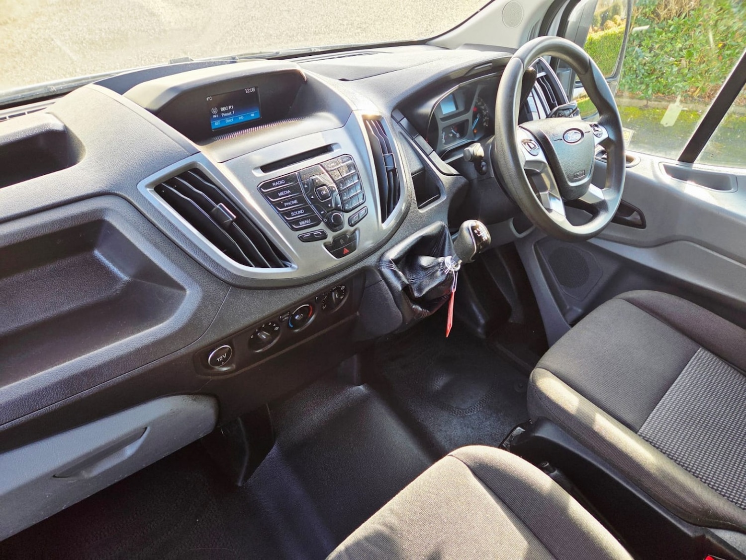 Used Ford Transit 2019 for sale - 77237132: Photo 24