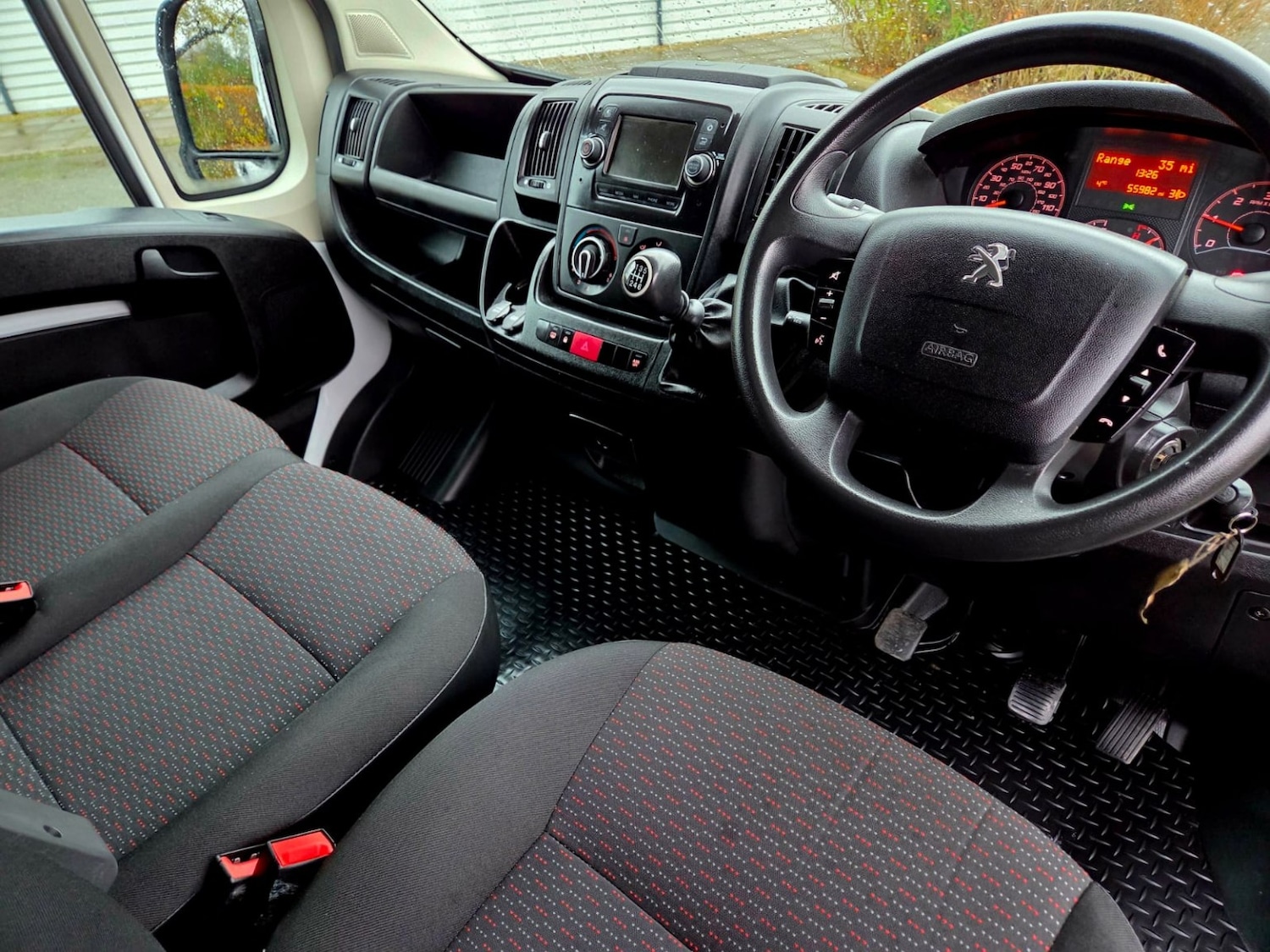 Used Peugeot Boxer 2022 for sale - 76673258: Photo 17