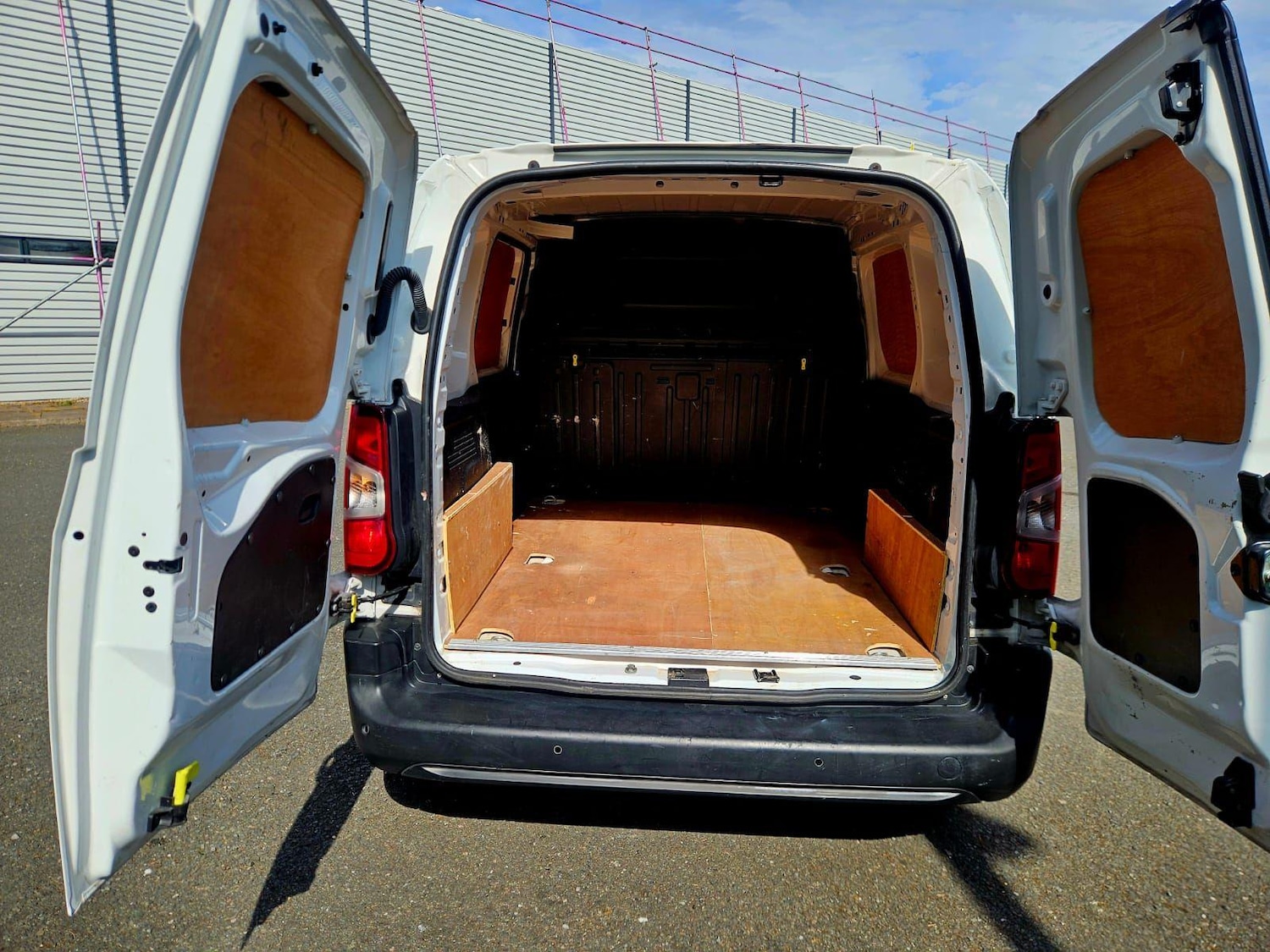 Vehicle 27