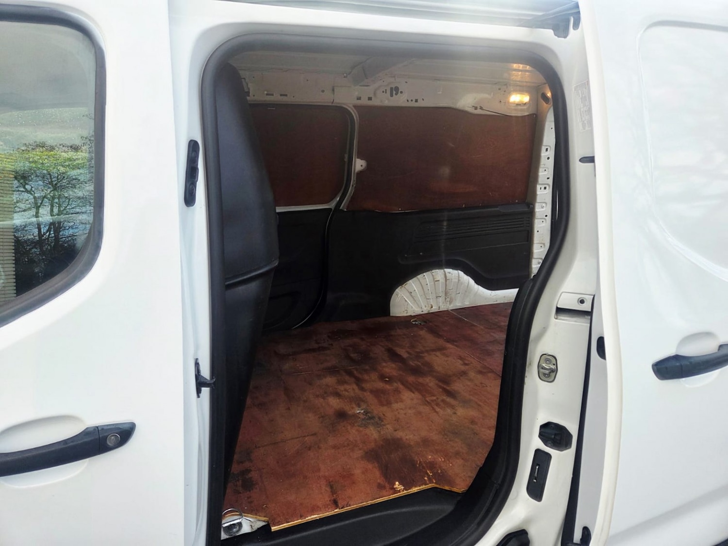 Used Vauxhall Combo 2019 for sale - 77423352: Photo 28