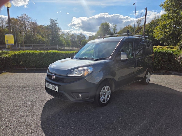Used Fiat Doblo 2017 for sale - 76071862: Photo 4