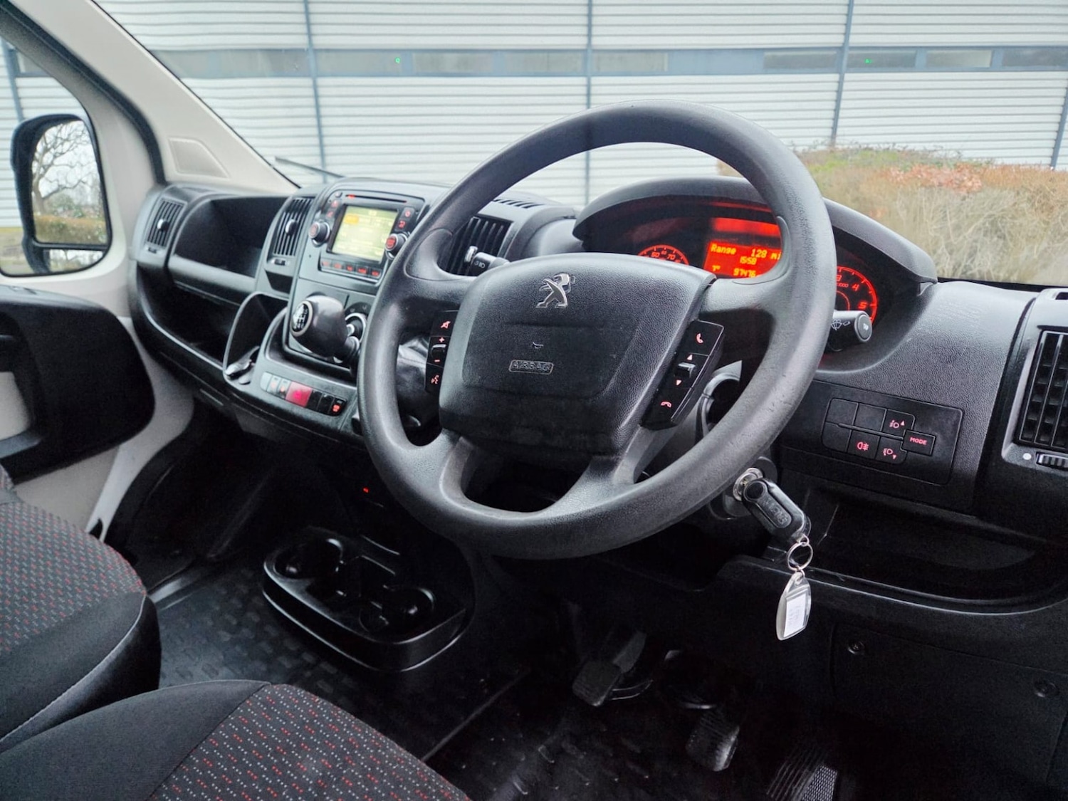 Used Peugeot Boxer 2018 for sale - 77423400: Photo 13