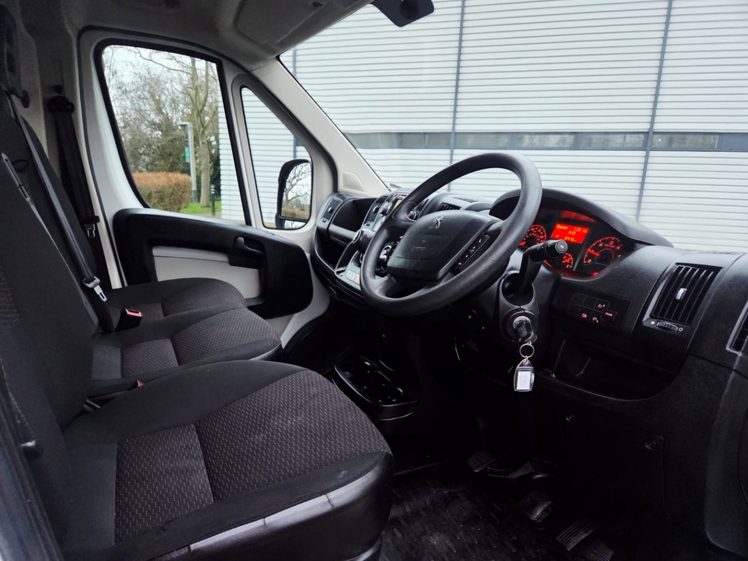 Used Peugeot Boxer 2018 for sale - 77423400: Photo 14