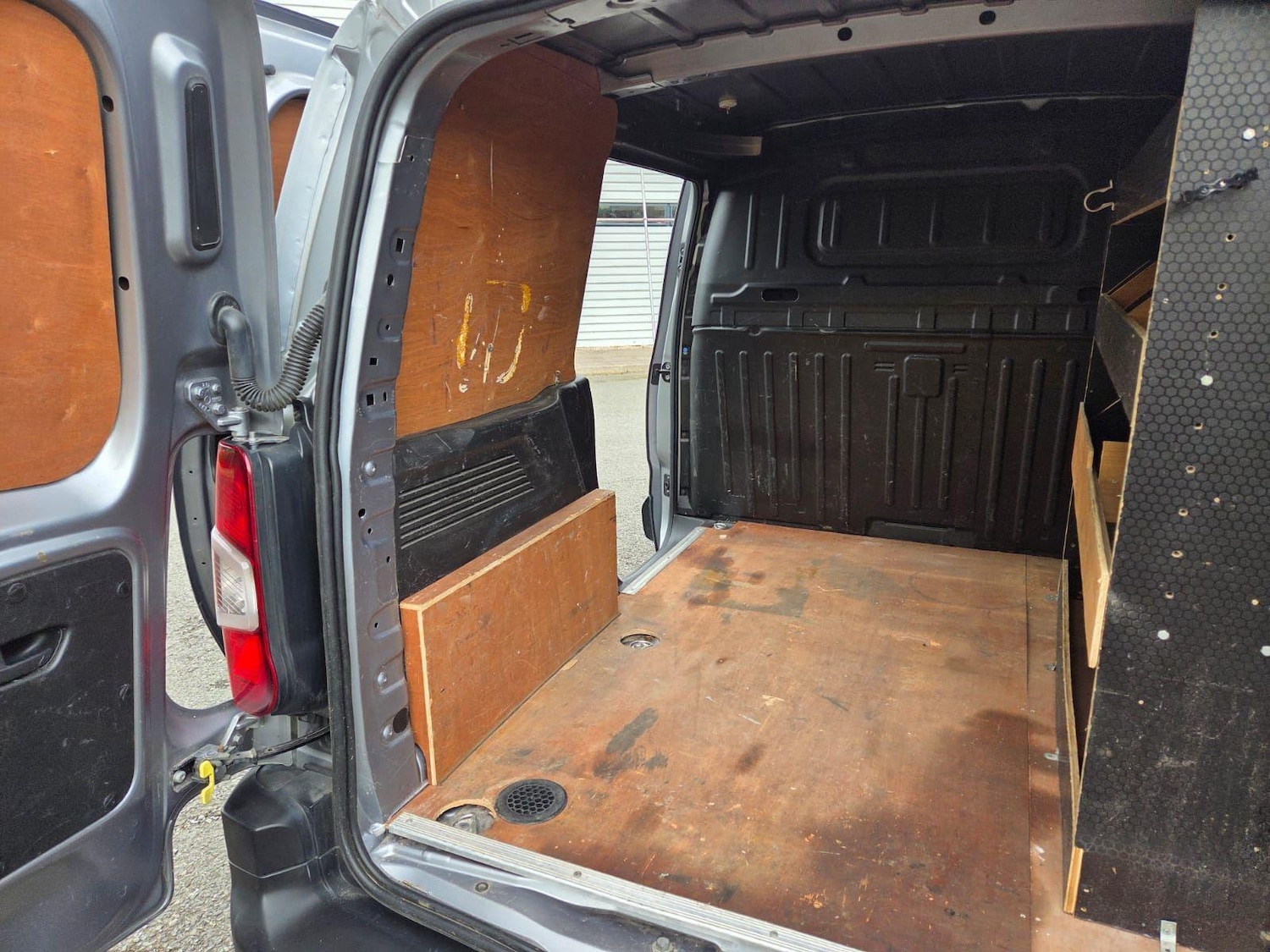 Vehicle 28