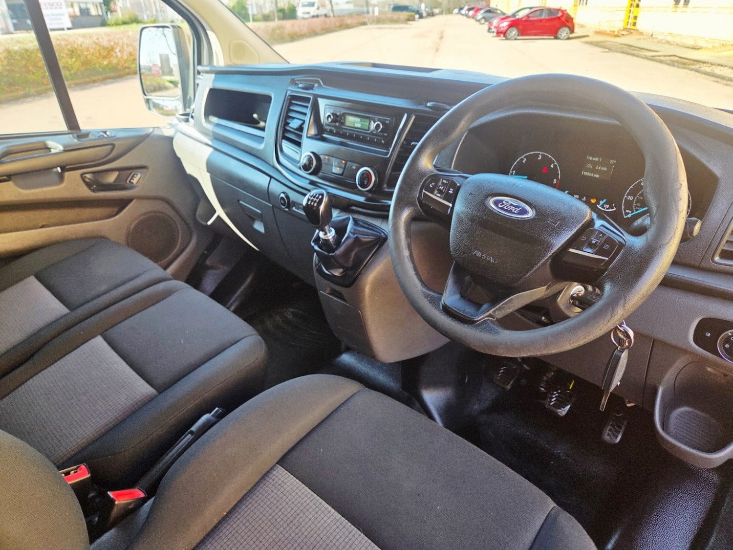 Used Ford Transit Custom 2019 for sale - 77938107: Photo 18