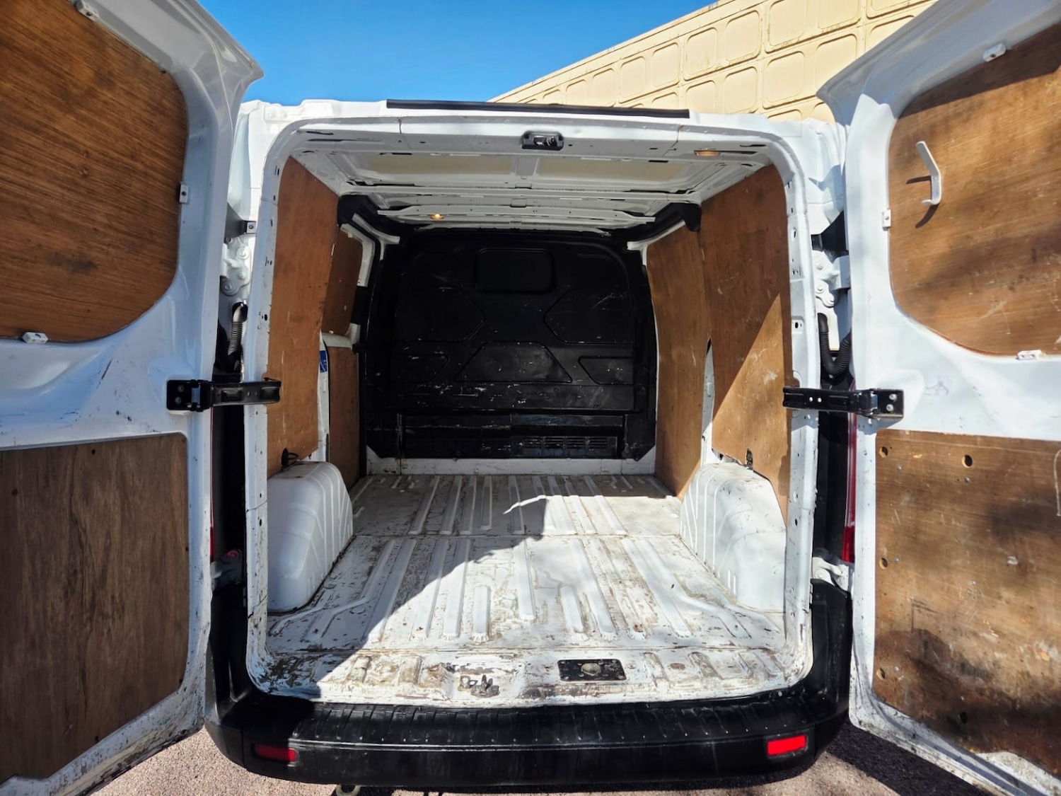 Used Ford Transit Custom 2019 for sale - 77938107: Photo 29