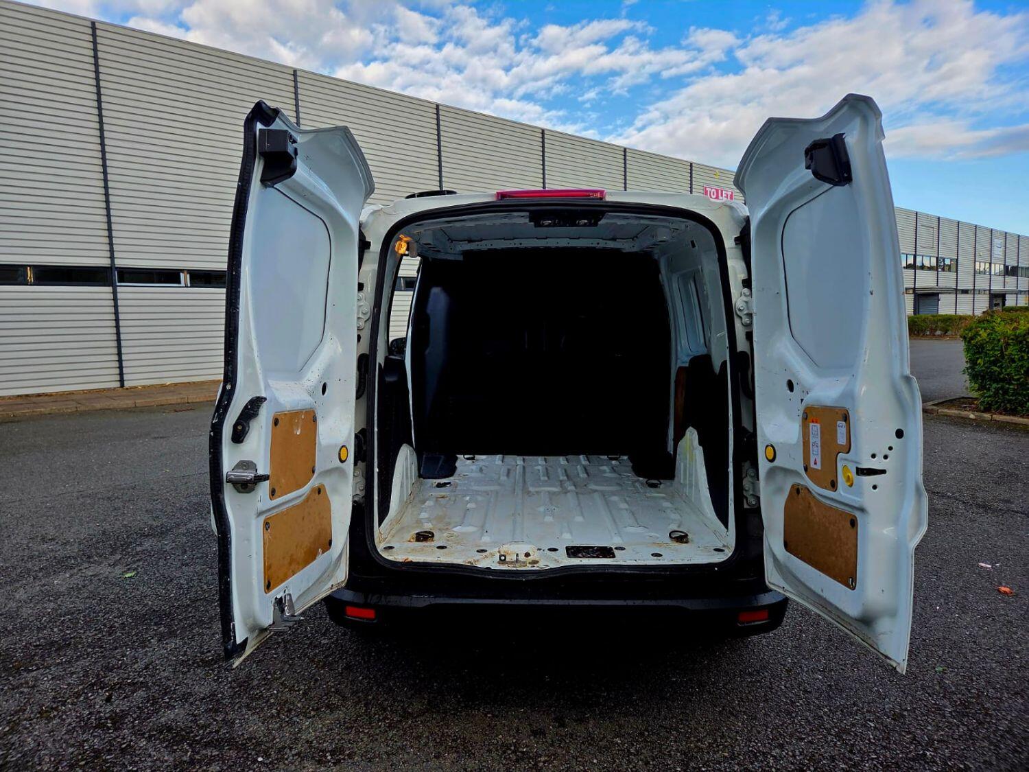 Used Ford Transit Connect 2020 for sale - 76387533: Photo 26