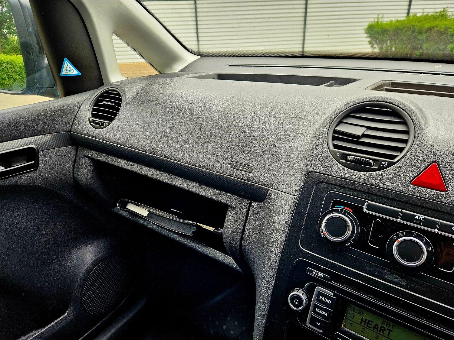 Used Volkswagen Caddy 2015 for sale - 76387534: Photo 15