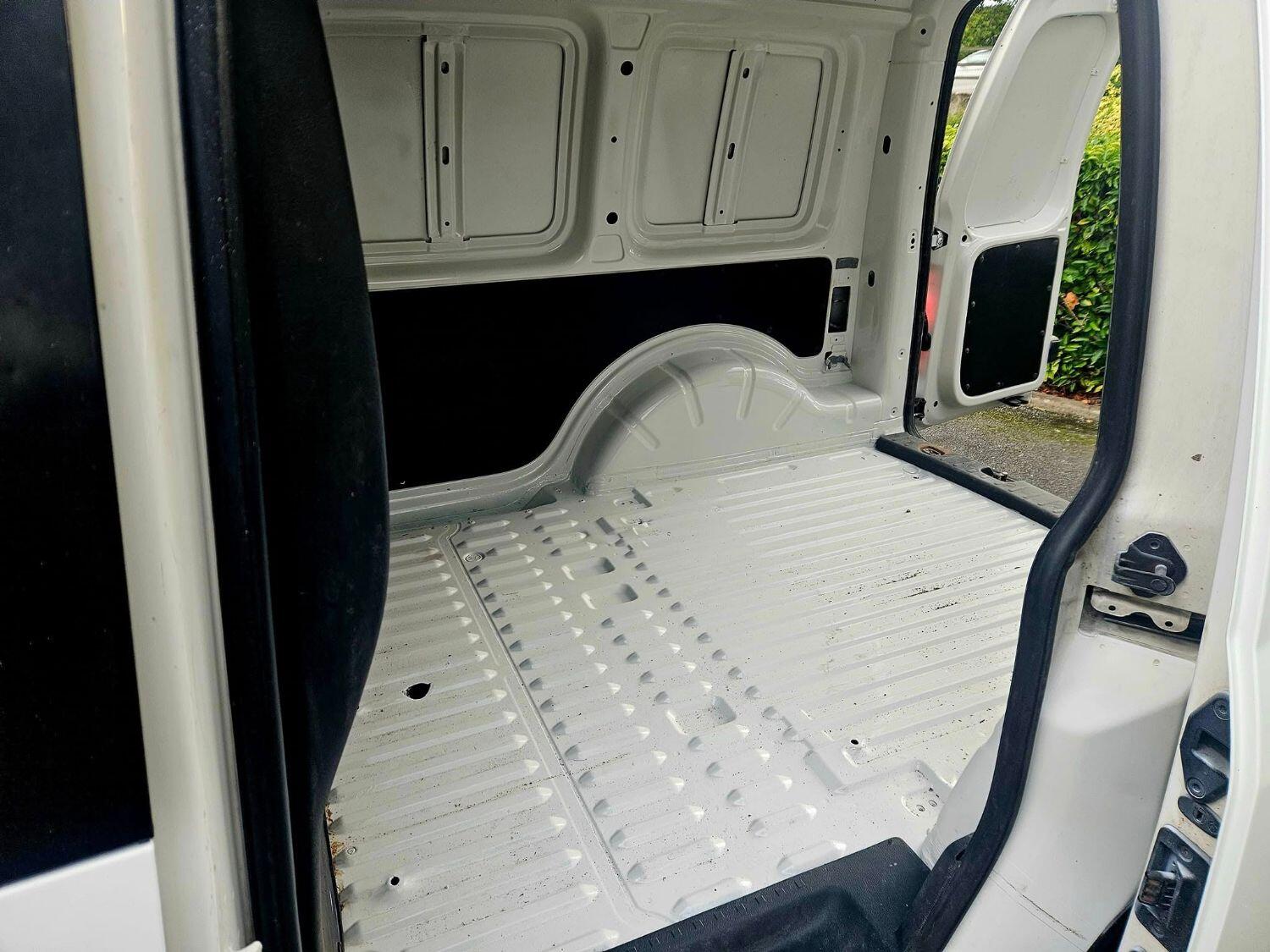 Used Volkswagen Caddy 2016 for sale - 76387531: Photo 13