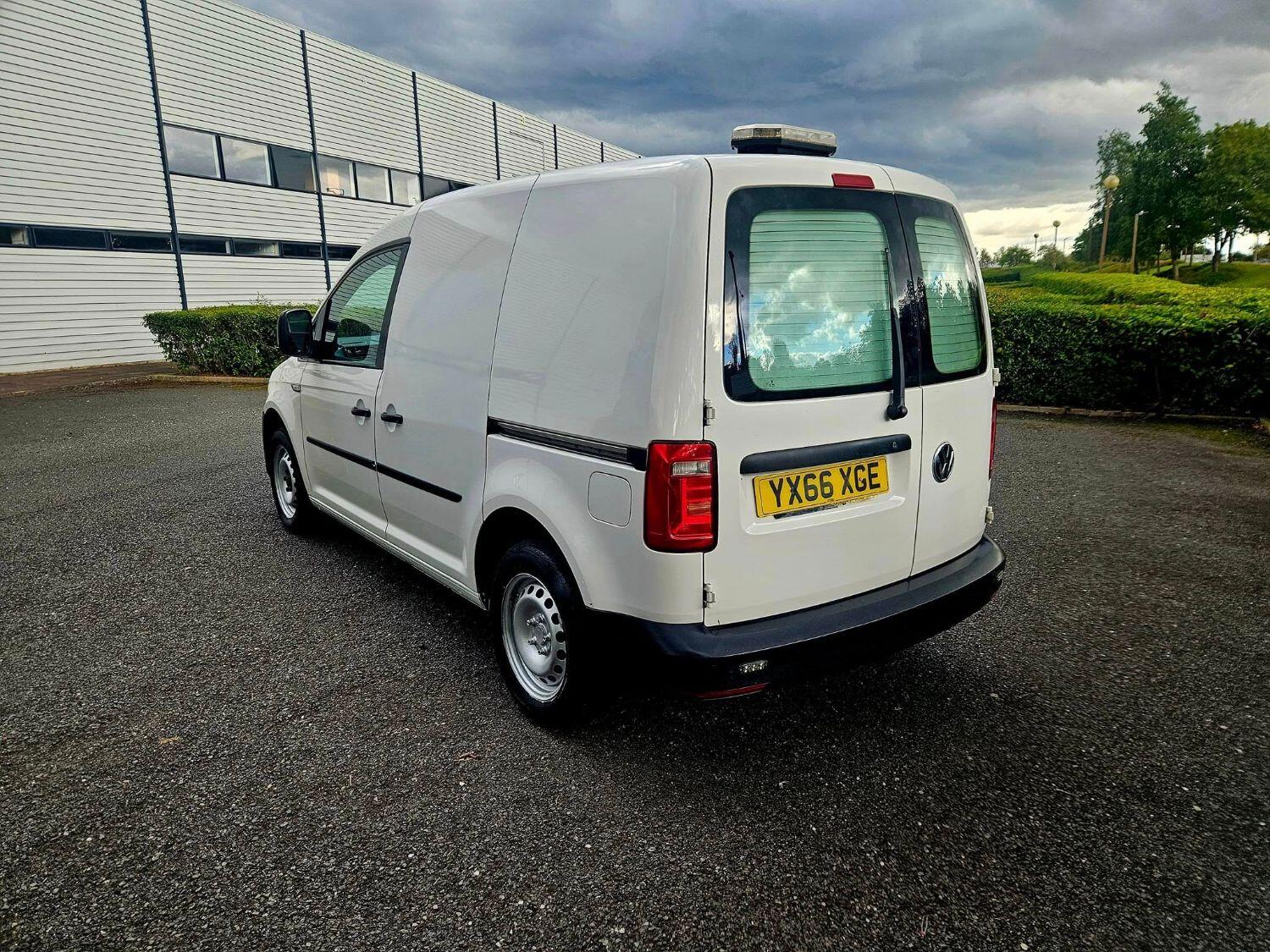 Used Volkswagen Caddy 2016 for sale - 76387531: Photo 5