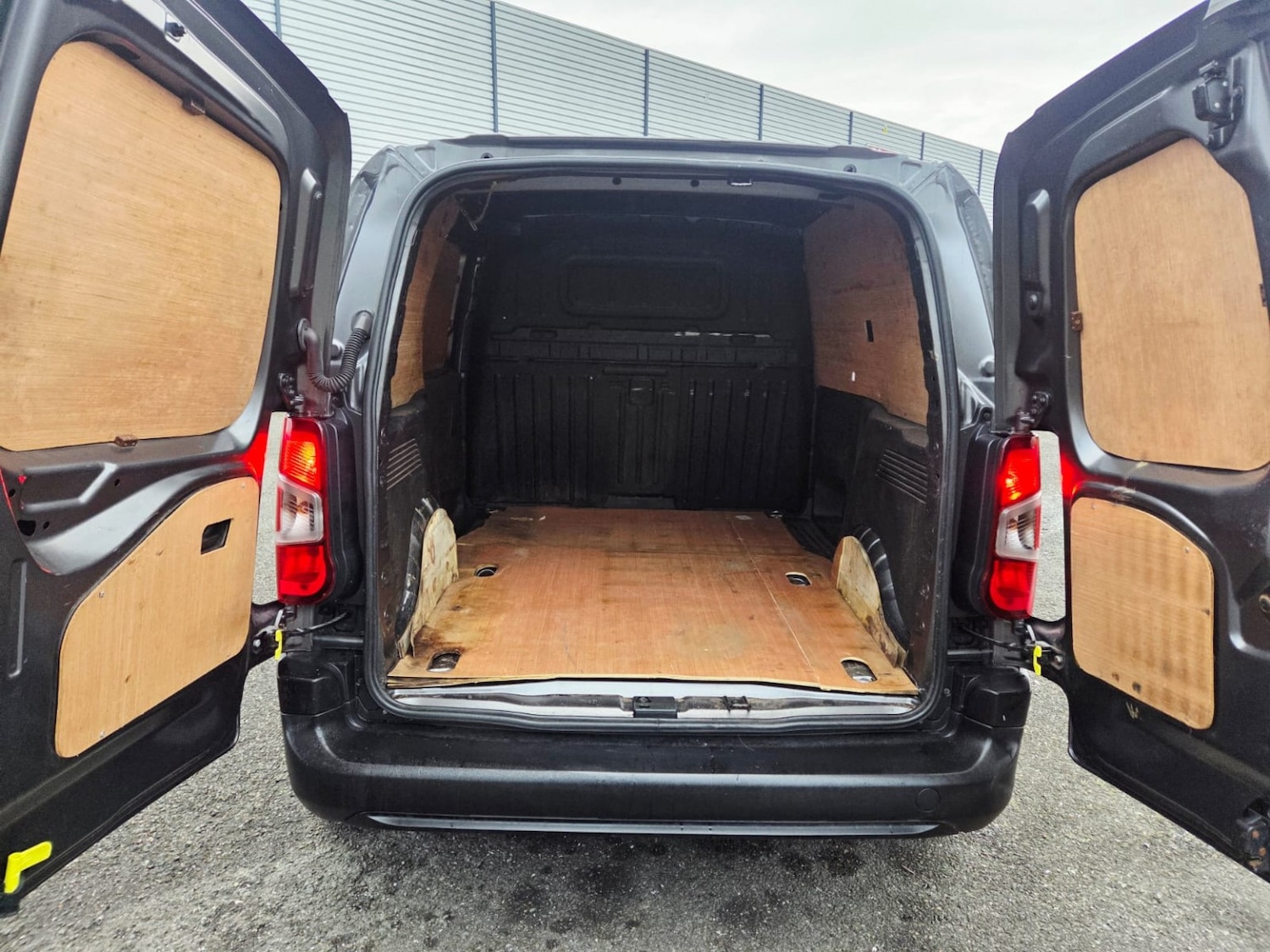 Used Vauxhall Combo 2019 for sale - 77282702: Photo 27