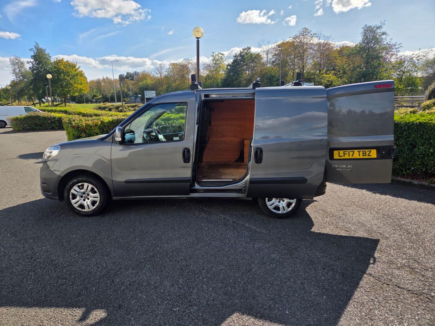 Used Fiat Doblo 2017 for sale - 76387526: Photo 11