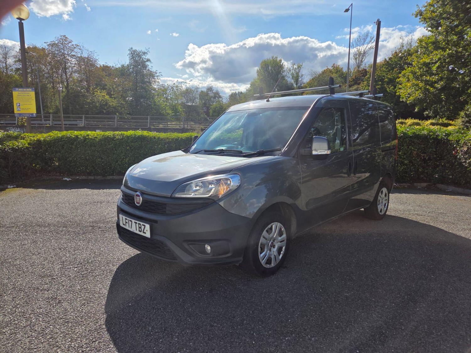 Used Fiat Doblo 2017 for sale - 76387526: Photo 2