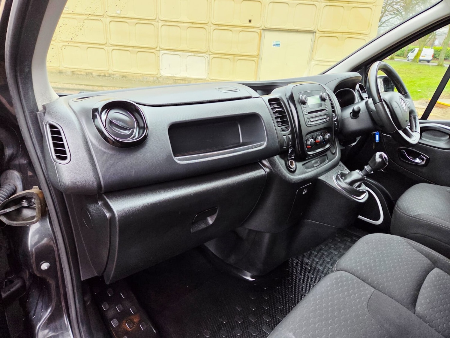 Used Vauxhall Vivaro 2019 for sale - 77423498: Photo 20