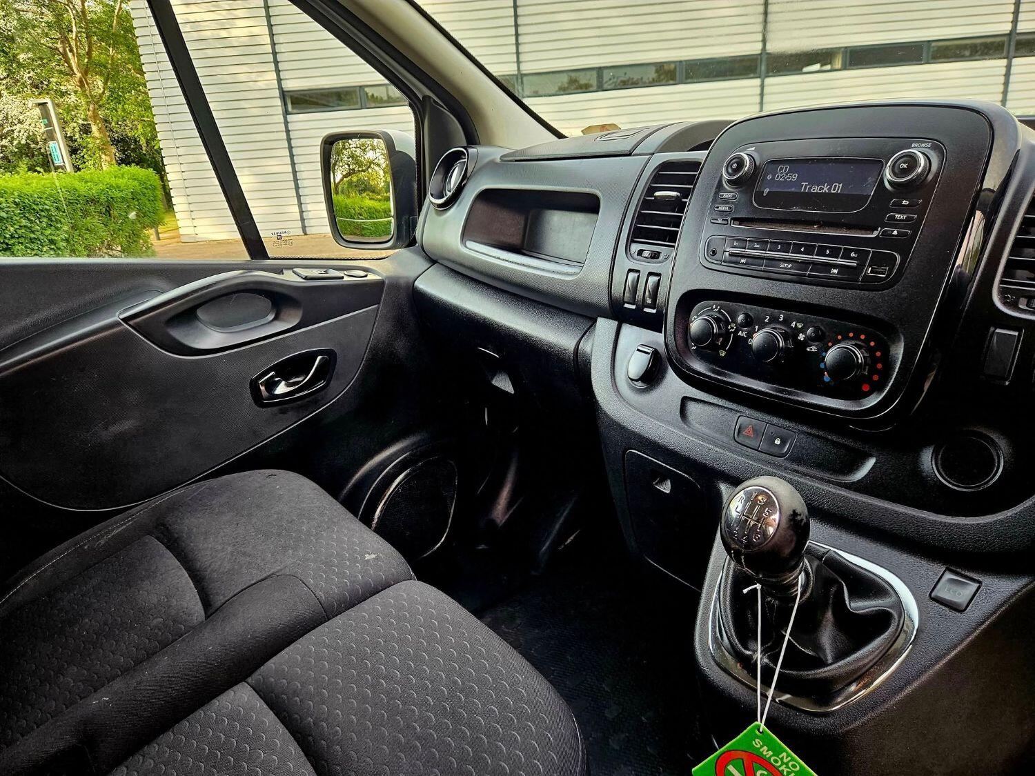 Used Vauxhall Vivaro 2015 for sale - 76387543: Photo 12