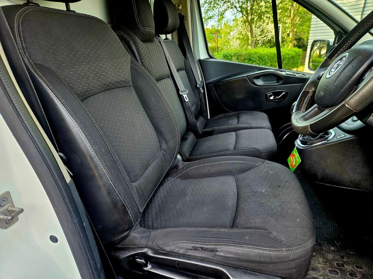 Used Vauxhall Vivaro 2015 for sale - 76387543: Photo 23