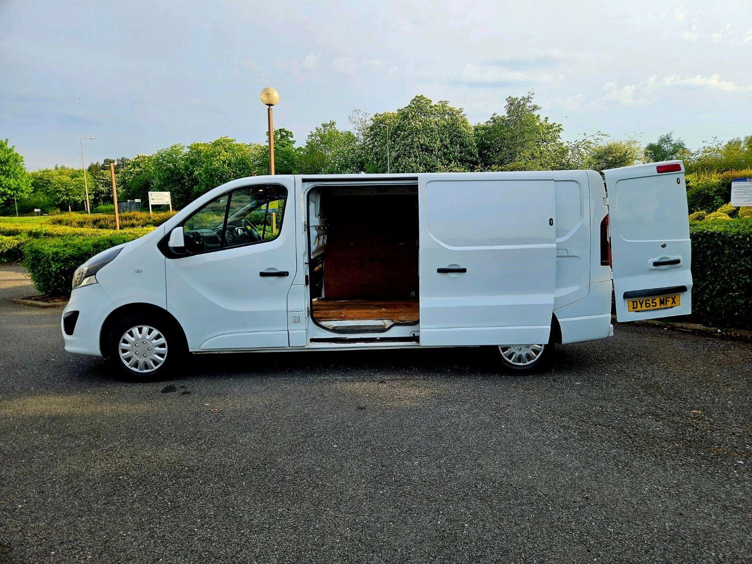 Used Vauxhall Vivaro 2015 for sale - 76387543: Photo 24
