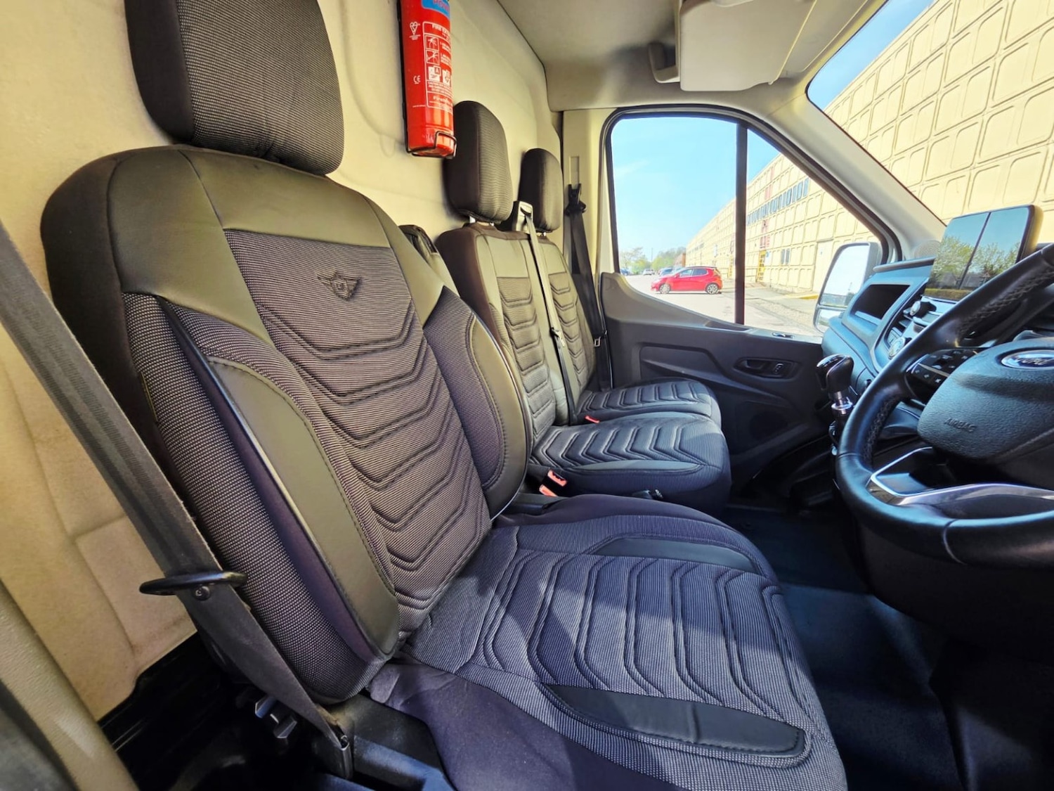 Used Ford Transit 2019 for sale - 78168903: Photo 25