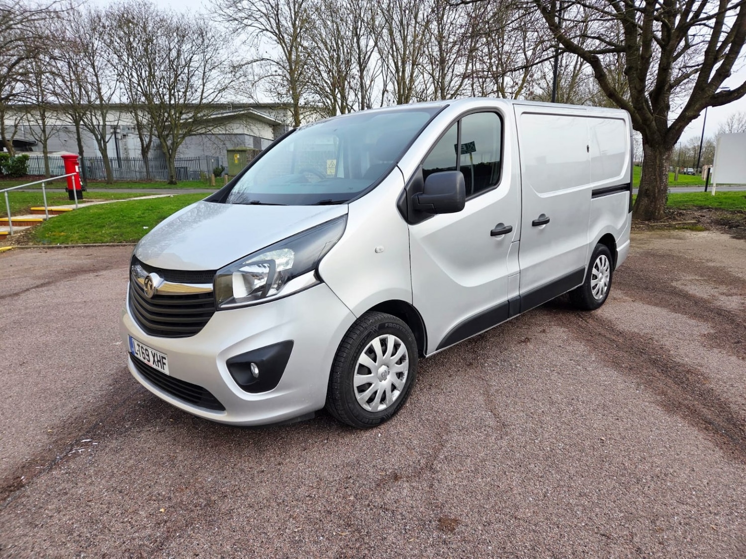 Used Vauxhall Vivaro 2019 for sale - 77584451: Photo 3