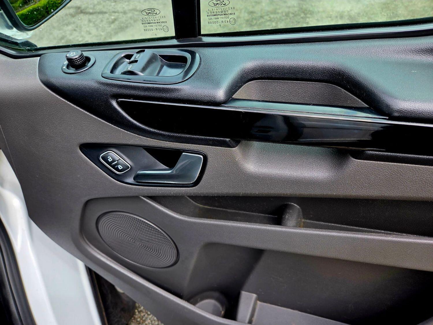 Used Ford Transit Custom 2019 for sale - 76387537: Photo 14