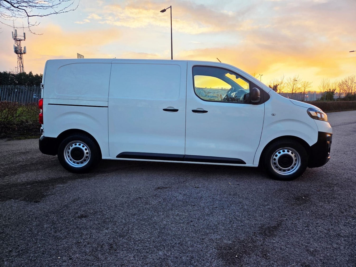 Used Vauxhall Vivaro 2022 for sale - 77881119: Photo 7