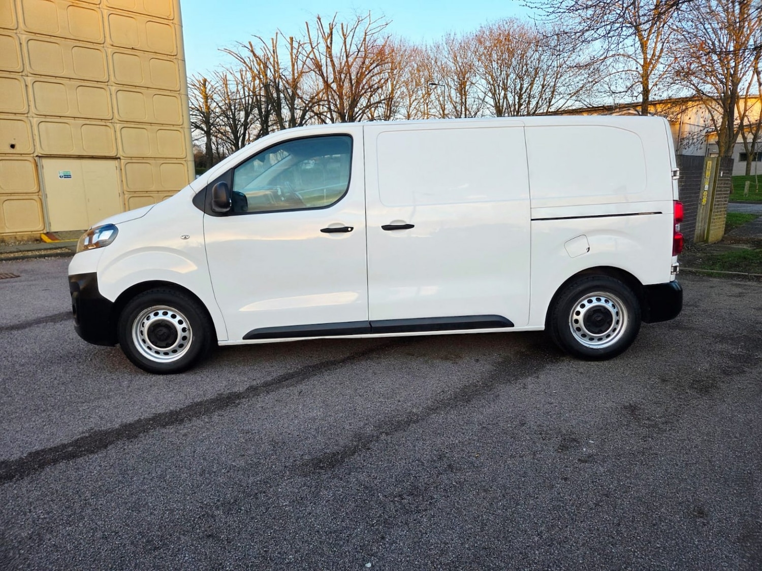 Used Vauxhall Vivaro 2022 for sale - 77881119: Photo 9