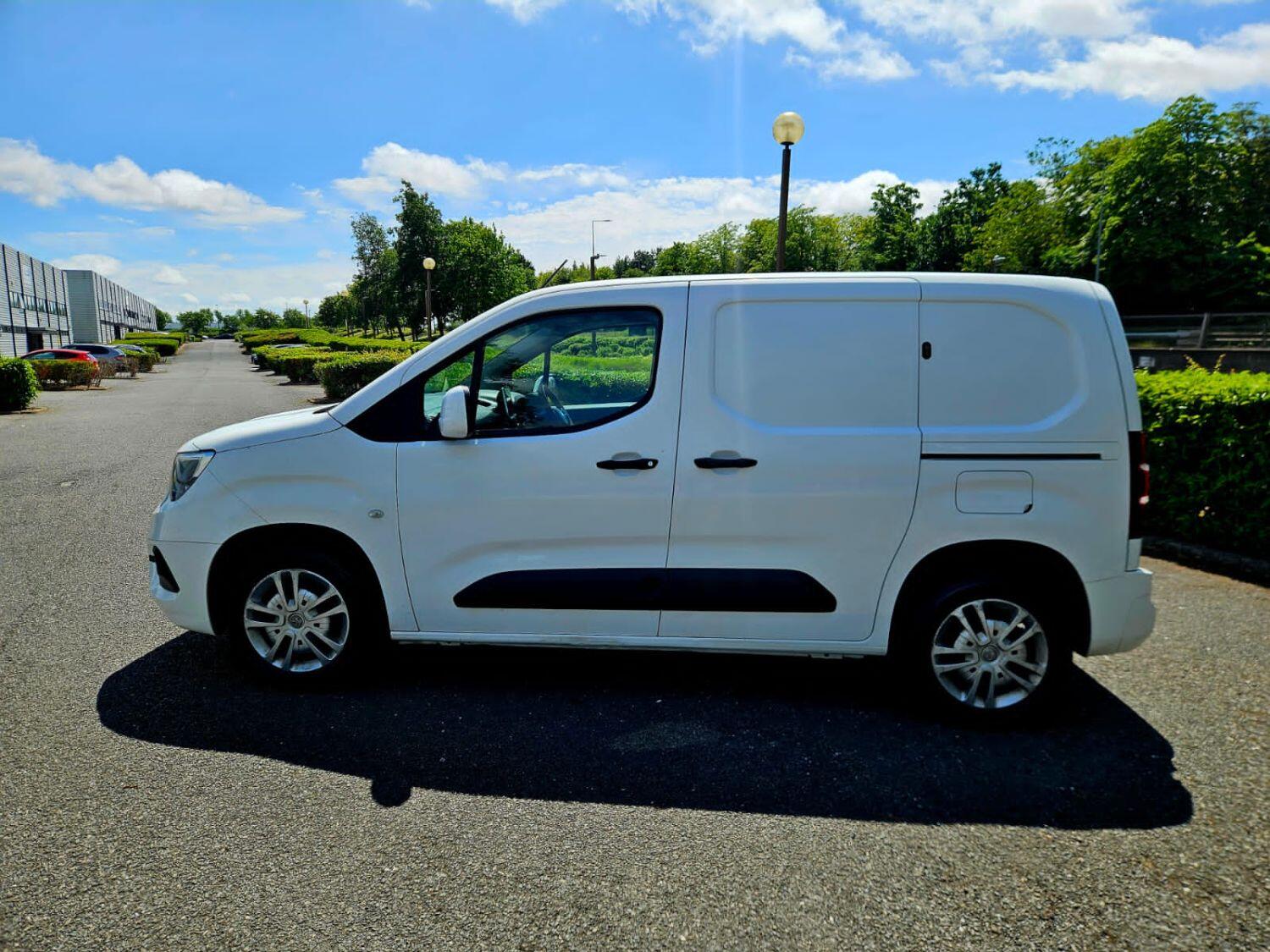 Used Vauxhall Combo 2021 for sale - 76940079: Photo 9
