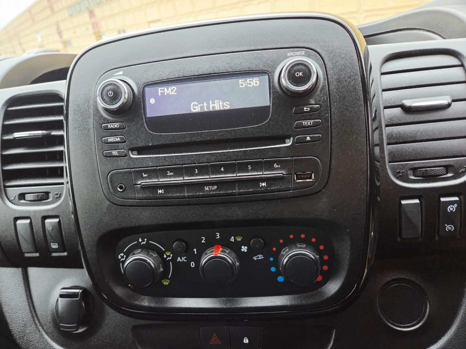 Used Vauxhall Vivaro 2018 for sale - 77610015: Photo 14