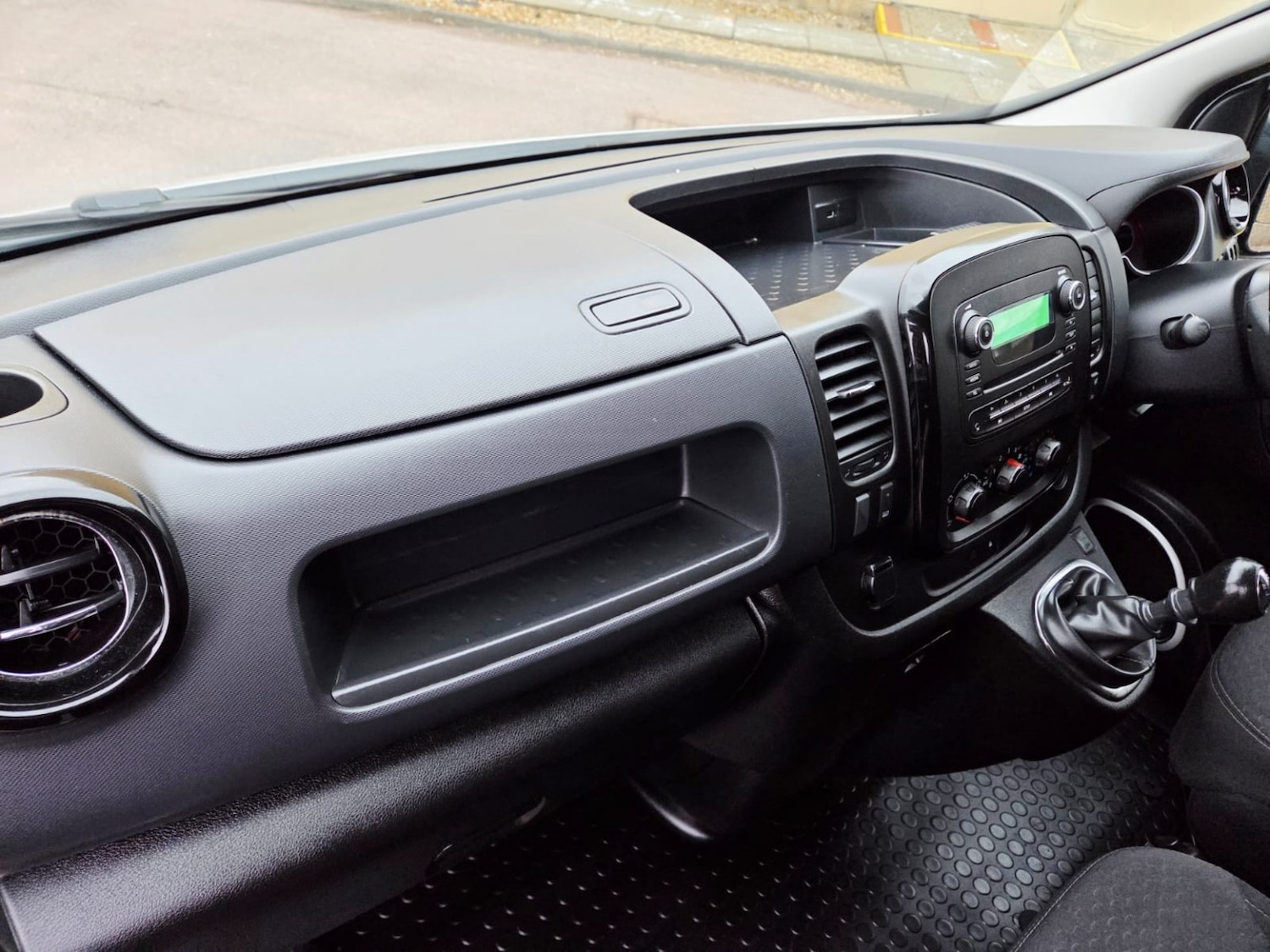 Used Vauxhall Vivaro 2018 for sale - 77610015: Photo 16