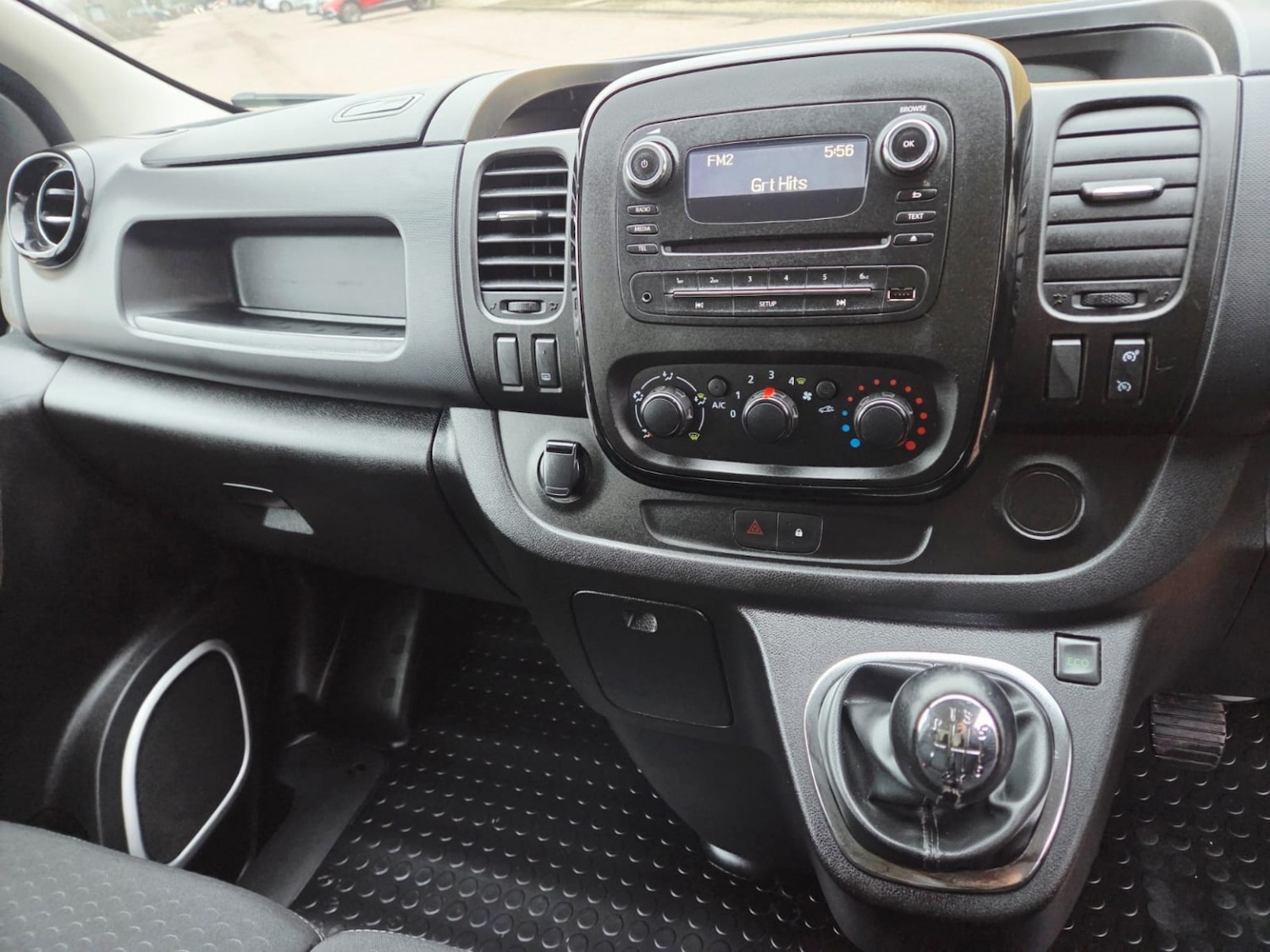 Used Vauxhall Vivaro 2018 for sale - 77610015: Photo 19