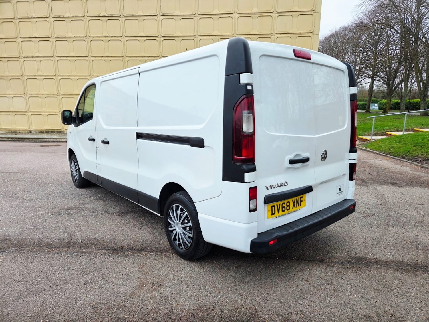 Used Vauxhall Vivaro 2018 for sale - 77610015: Photo 6