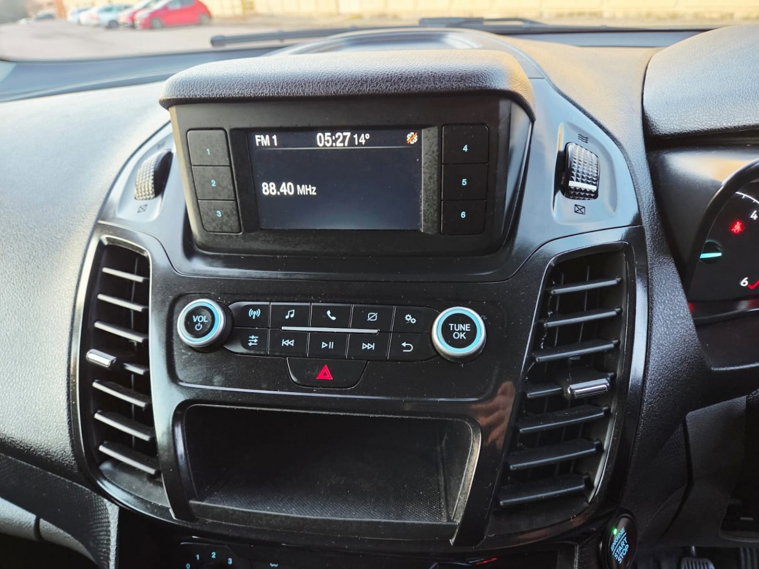 Used Ford Transit Connect 2020 for sale - 77681809: Photo 18