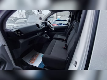 Used Toyota PROACE CITY Verso 2022 for sale - 79325233: Photo