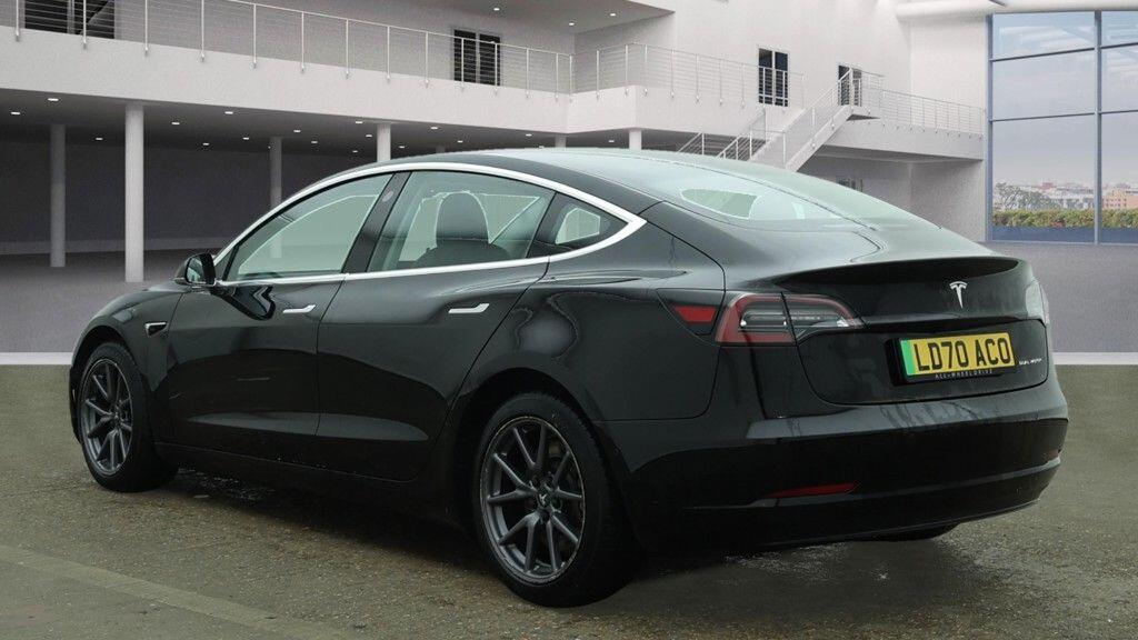 Used Tesla Model 3 2020 for sale - 76152839: Photo 4