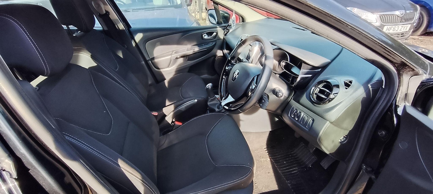 Used Renault Clio 2015 for sale - 76607317: Photo 12