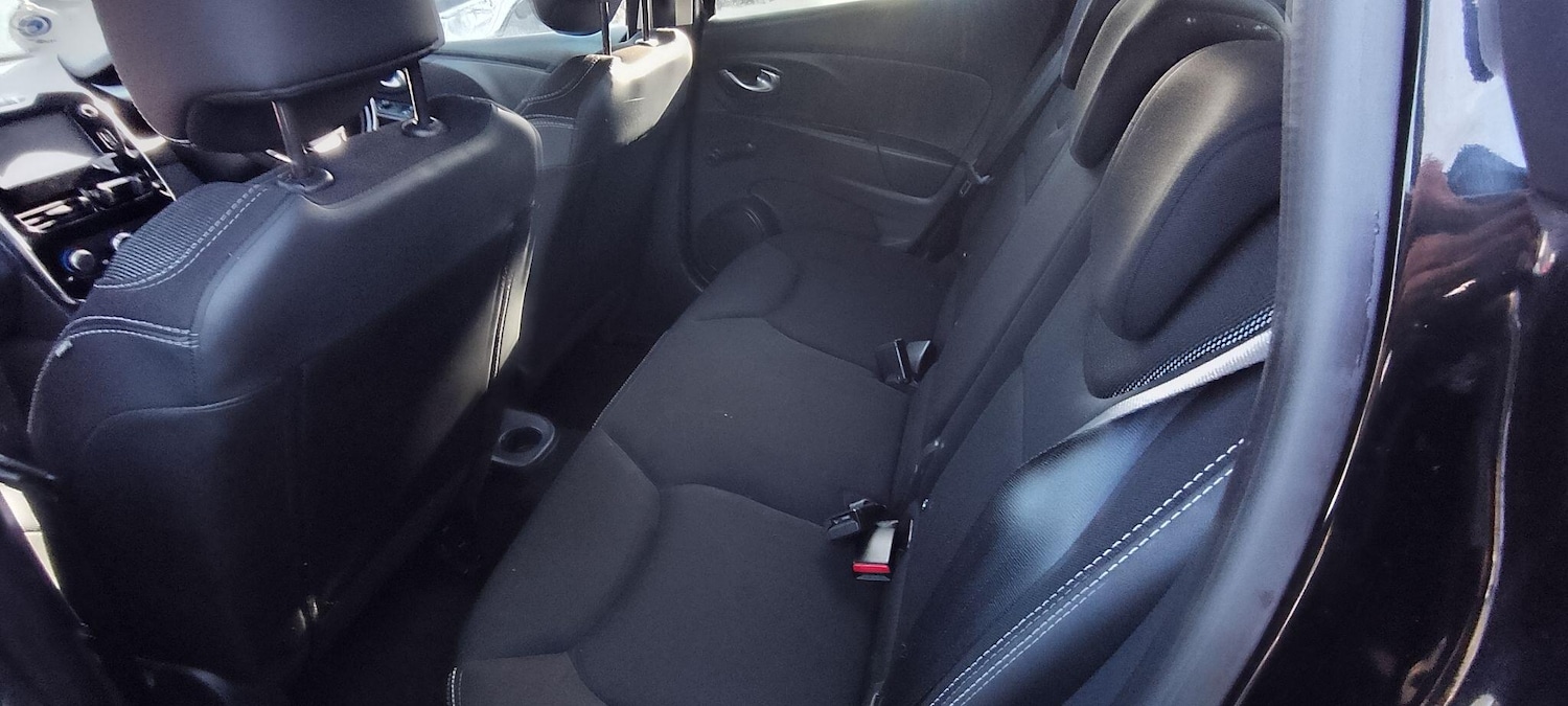 Used Renault Clio 2015 for sale - 76607317: Photo 14