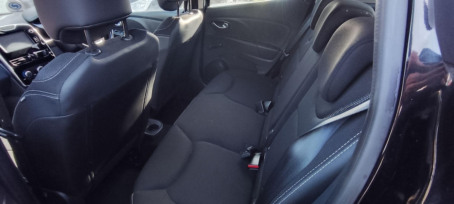 Used Renault Clio 2015 for sale - 76607317: Photo 15