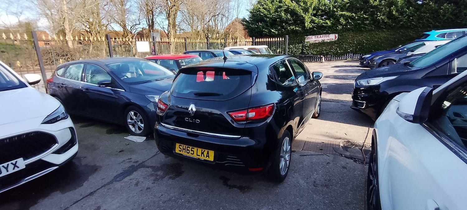 Used Renault Clio 2015 for sale - 76607317: Photo 20