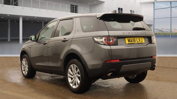 Used Land Rover Discovery Sport 2018 for sale - 74921656: Photo 5