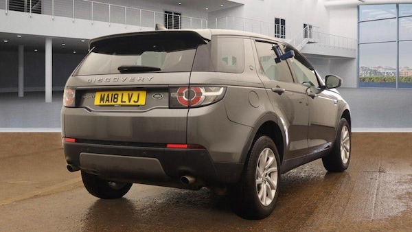 Used Land Rover Discovery Sport 2018 for sale - 74921656: Photo 6