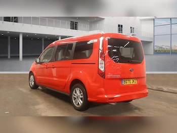 Used Ford Grand Tourneo Connect 2020 for sale - 76283710: Photo