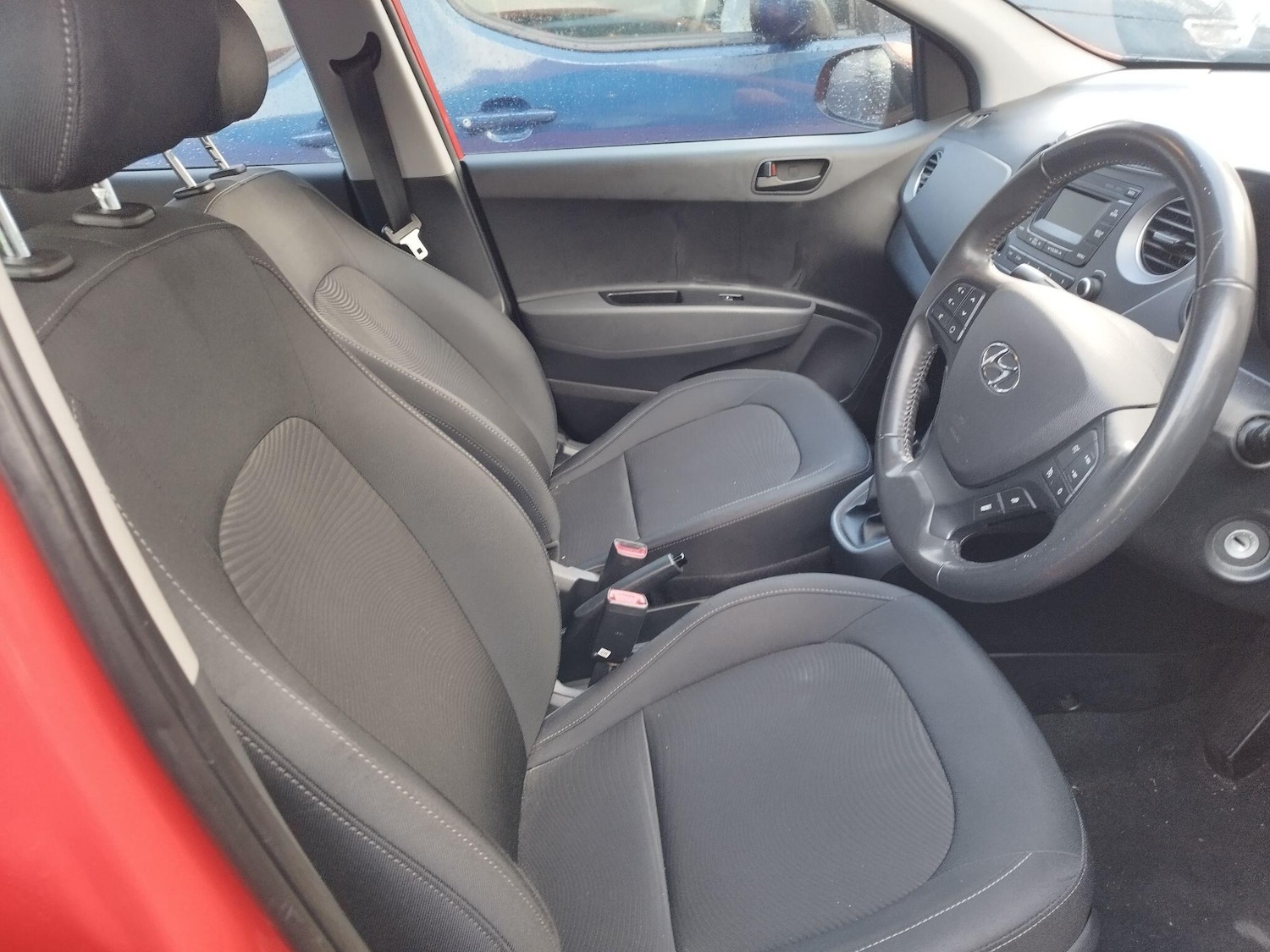 Used Hyundai i10 2018 for sale - 76409004: Photo 5