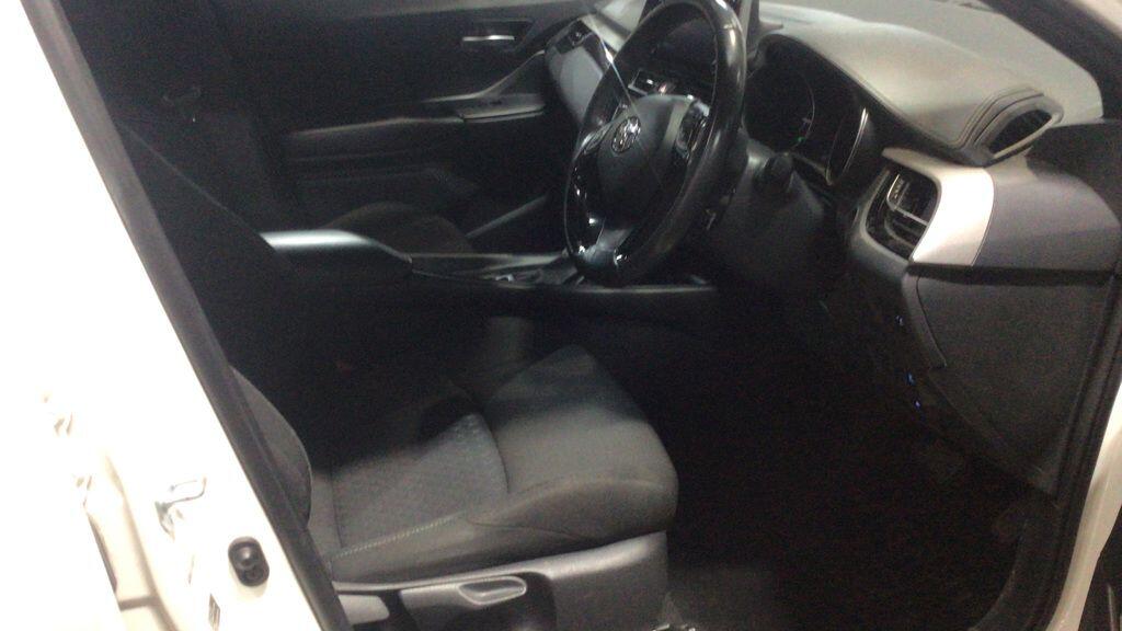 Used Toyota C-HR 2021 for sale - 76701268: Photo 17