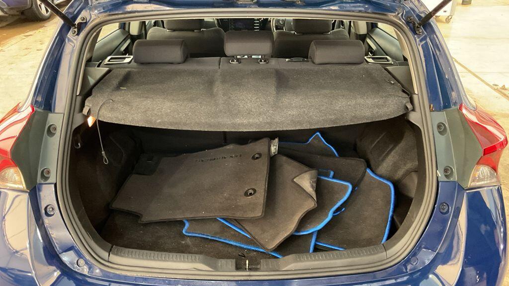 Used Toyota Auris 2017 for sale - 77015347: Photo 7