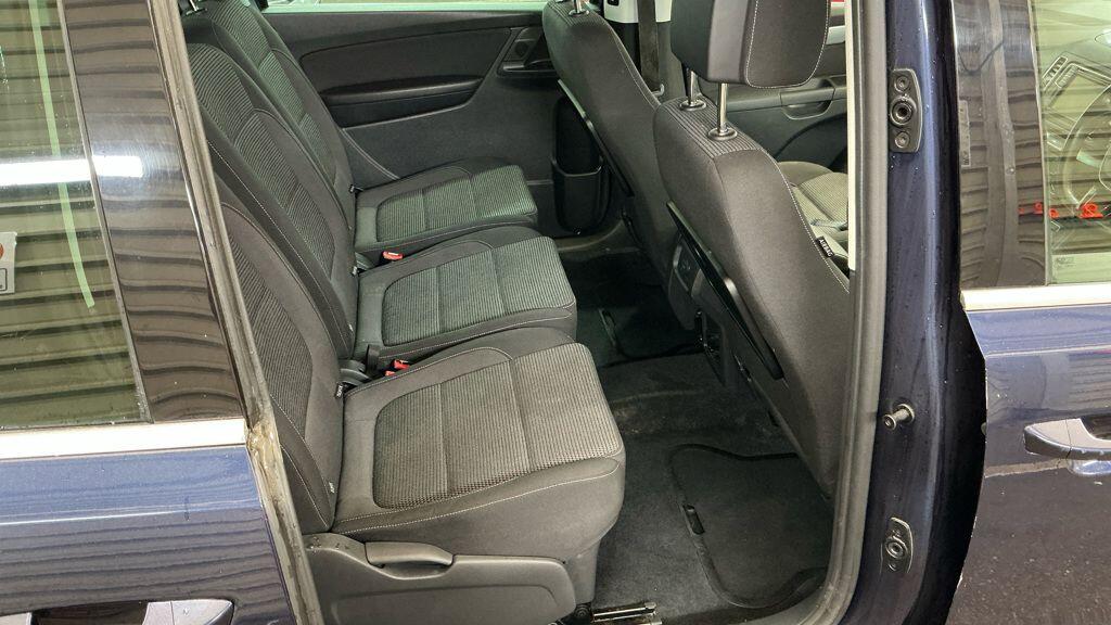 Used Volkswagen Sharan 2017 for sale - 77478623: Photo 15