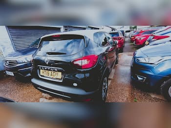 Used Renault Captur 2019 for sale - 79821568: Photo